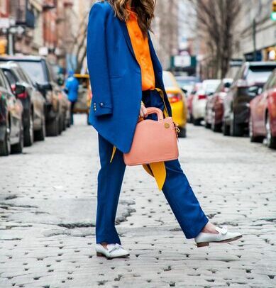 come abbinare i colori complementari outfit